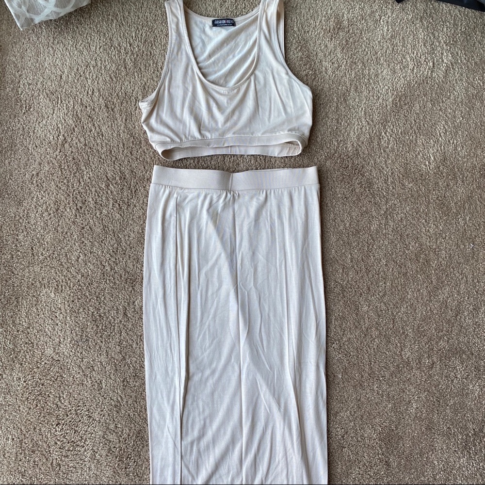 Two Piece Set - Picture 2 of 5